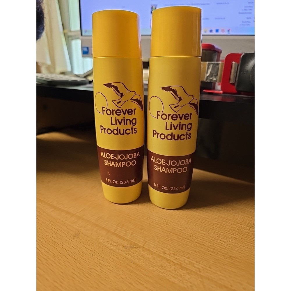 Forever Living Products Aloe Jojoba Shampoo 8 Fl Oz NOS 1 Lid Broke 2 Pack Spec.